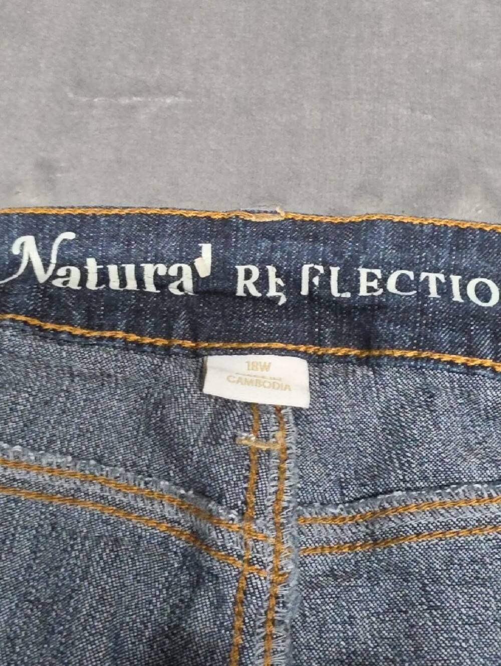 Natural Reflections Women's Dark Indigo Flare Jeans 18W - Picture 2 of 9